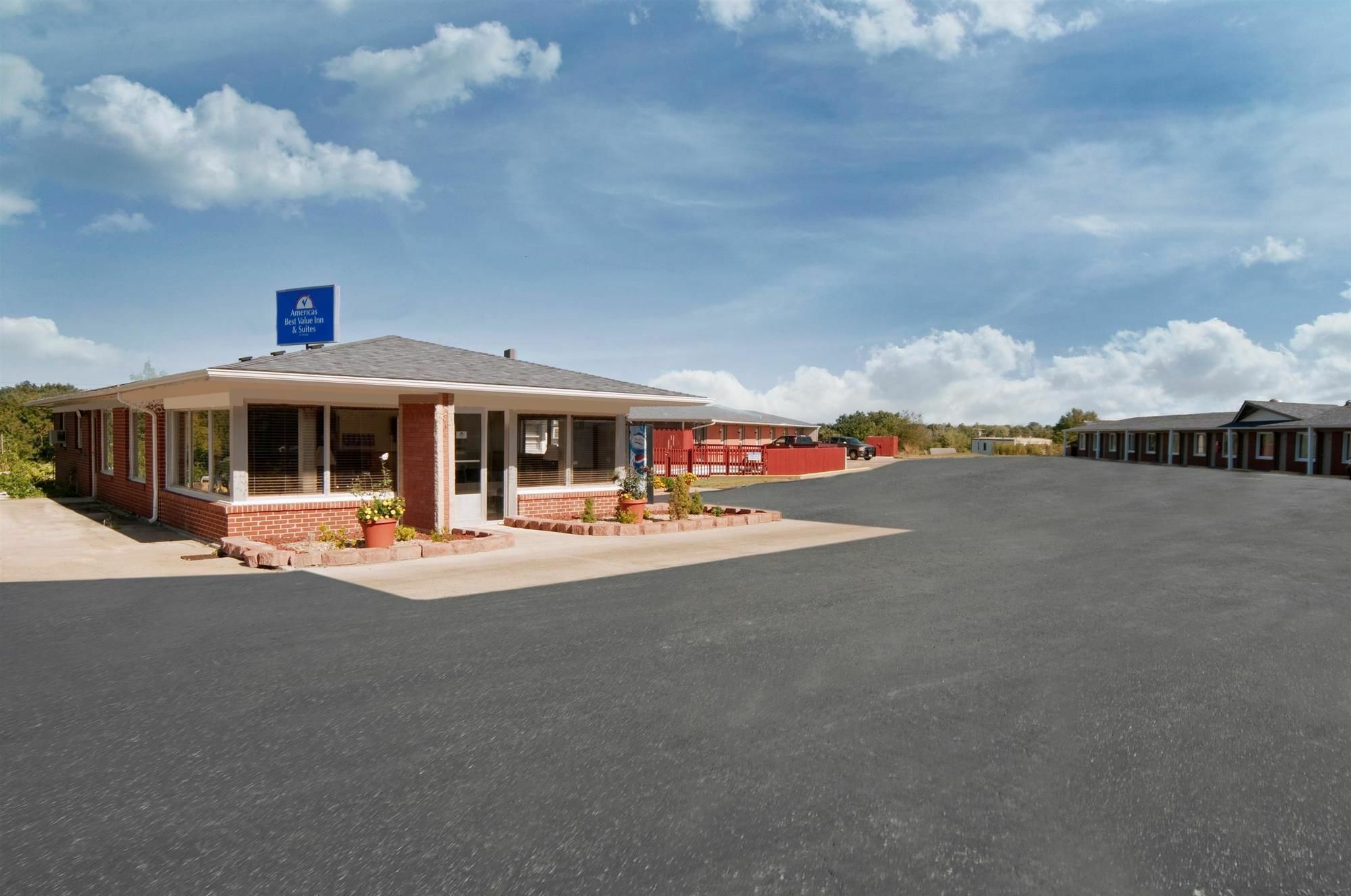 Americas Best Value Inn & Suites Macon At Sunset Dr Luaran gambar